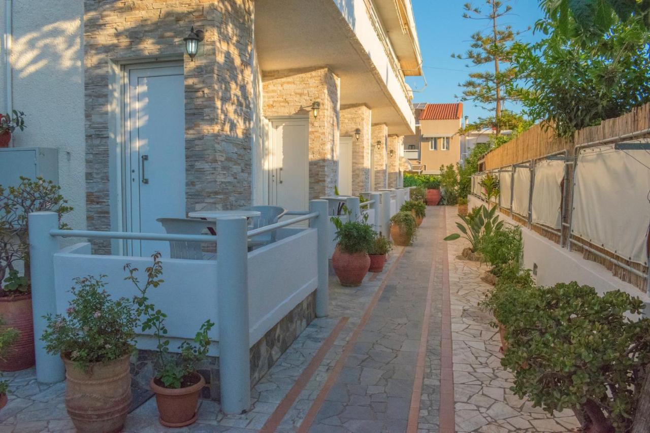 Stefanie Apartment Agia Marina (Crete)